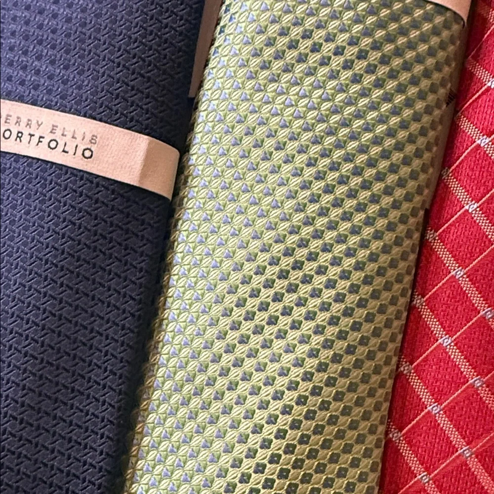Perry Ellis Men’s Tie Bundle NWT Set of 4 Classic Neckties Stocking Stuffers‎